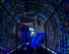 Explorando Edimburgo: Visita la Cámara Oscura para tu Próximo Viaje Turístico